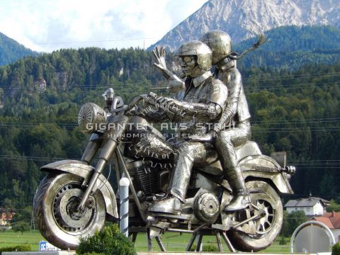 Harley_Monument