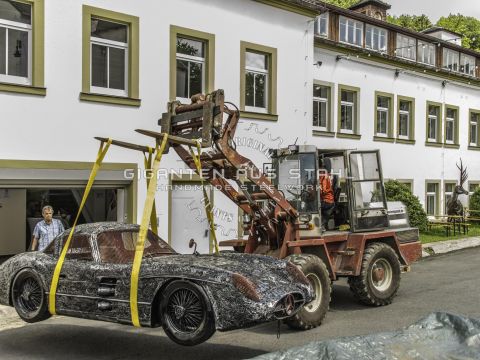 Mercedes_300SLR